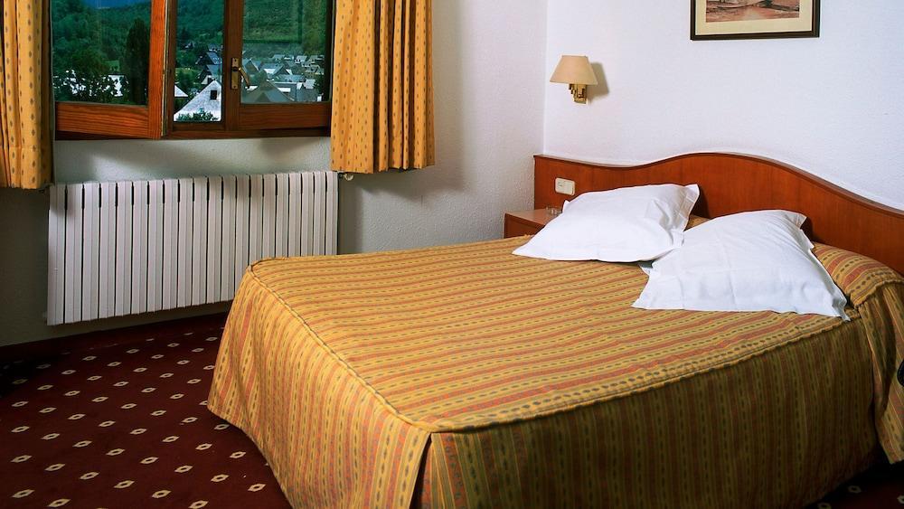 Hotel Edelweiss Arties Dış mekan fotoğraf